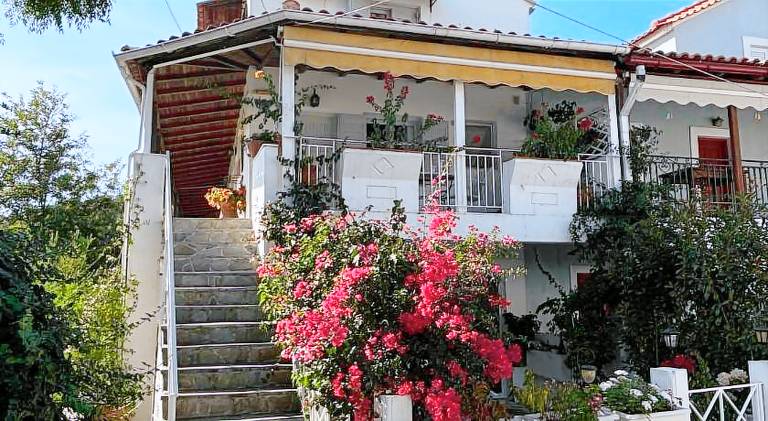 Marias Apartments