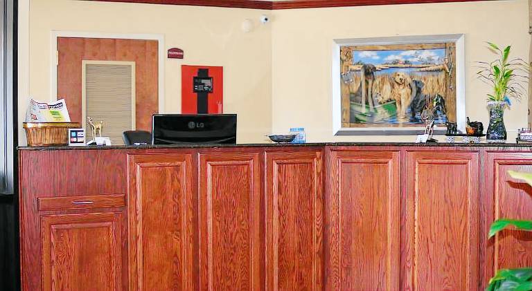 Atkinson Inn & Suites — photo 5