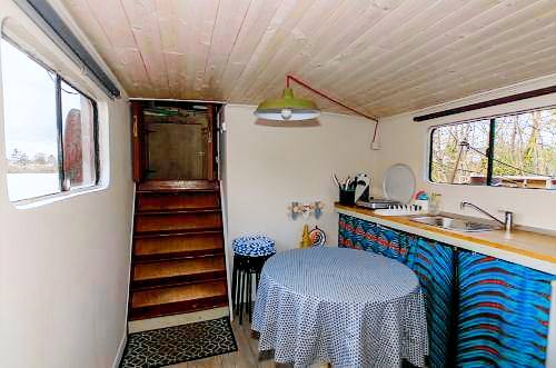 Nice boat with patio & grill | Good for workation | Pets allowed — photo 3