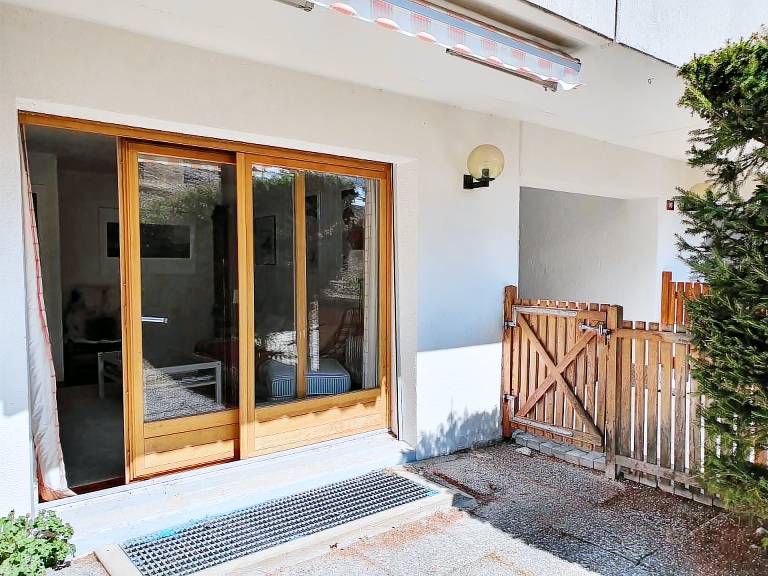 Rental apartment with 3 rooms for 6 persons — photo 4
