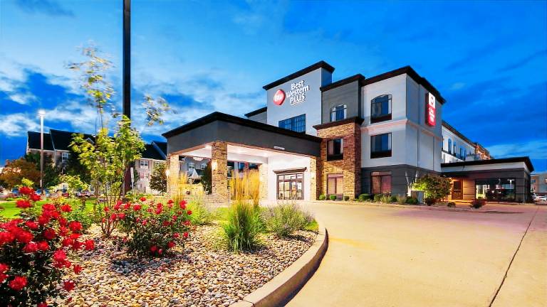 Best Western Plus Champaign/Urbana Inn in Champaign, IL