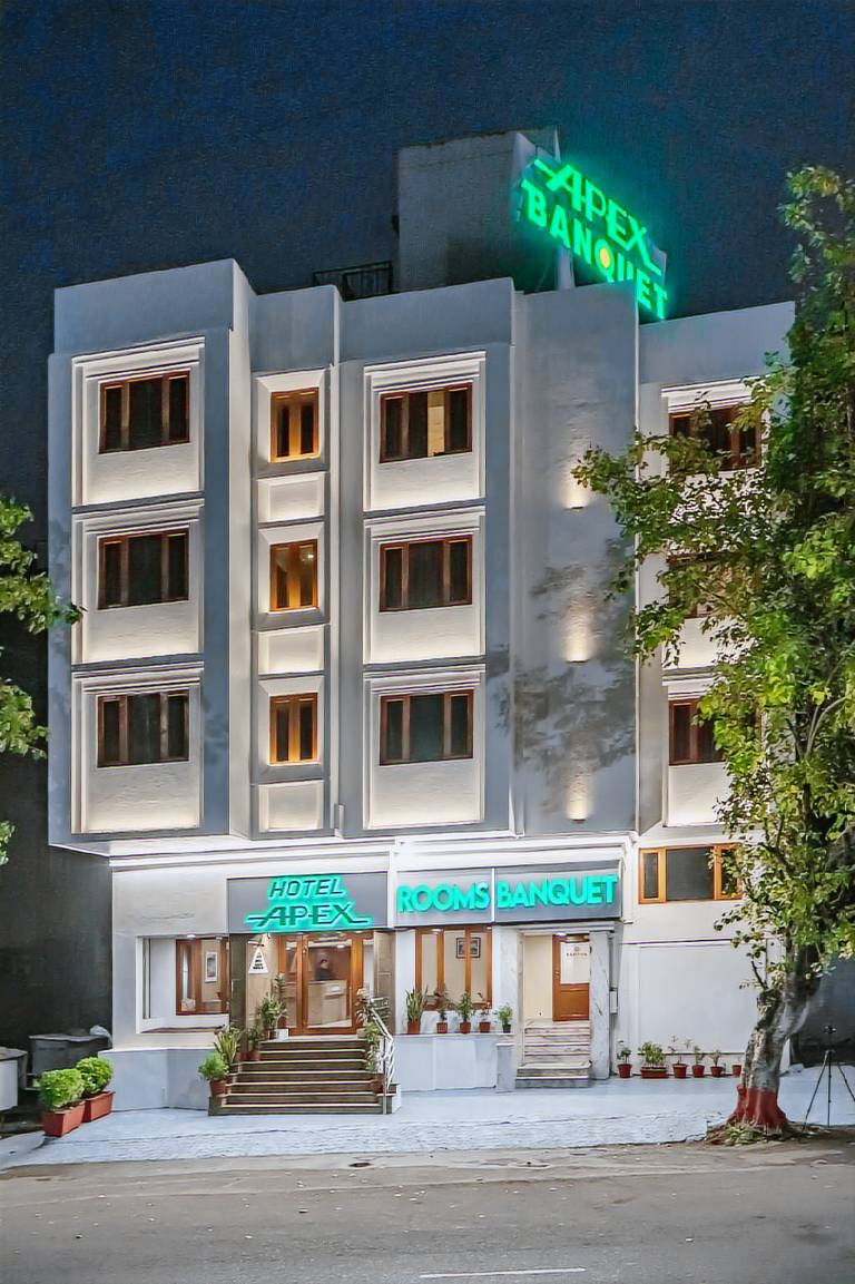 Hotel Apex Surat