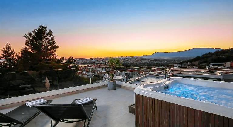 Beautiful villa with sauna, terrace & private pool | Dogs allowed — photo 3