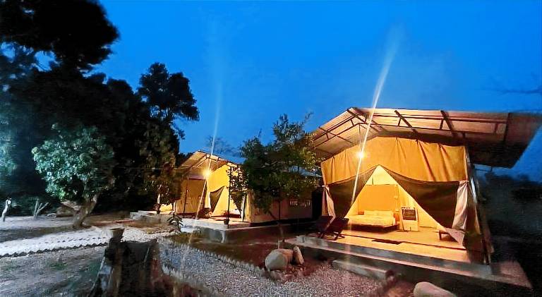 Hotel Tharu Garden And Beer Bar — photo 5