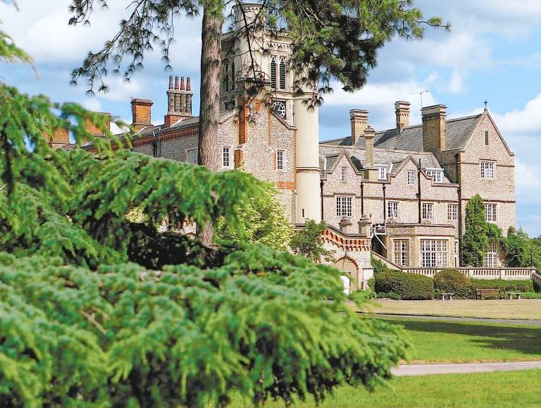 De Vere Horsley Estate in Guildford