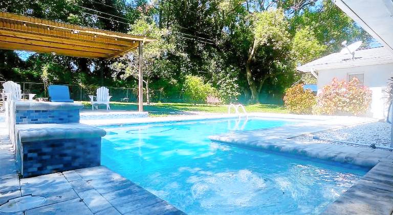 Vacation home with pool | Dogs allowed — photo 3