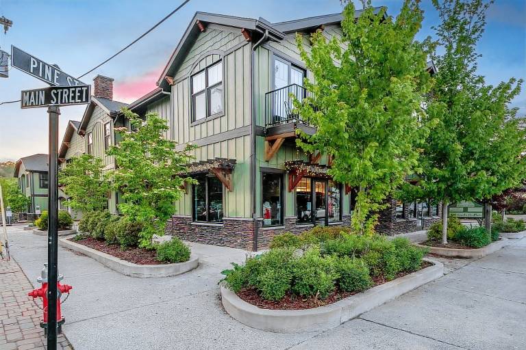 Upscale Condo in Downtown Blowing Rock — photo 2