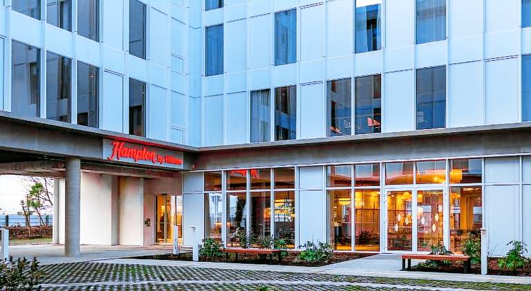 Hampton by Hilton Bordeaux Merignac Airport in Merignac
