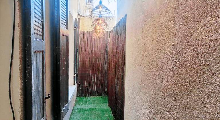 Rental apartment with terrace — photo 4