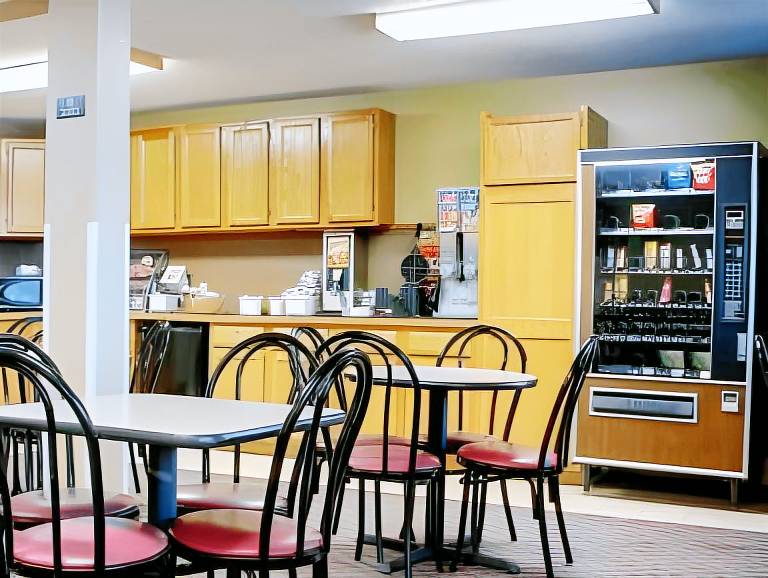 Travelodge by Wyndham Jefferson City — photo 5