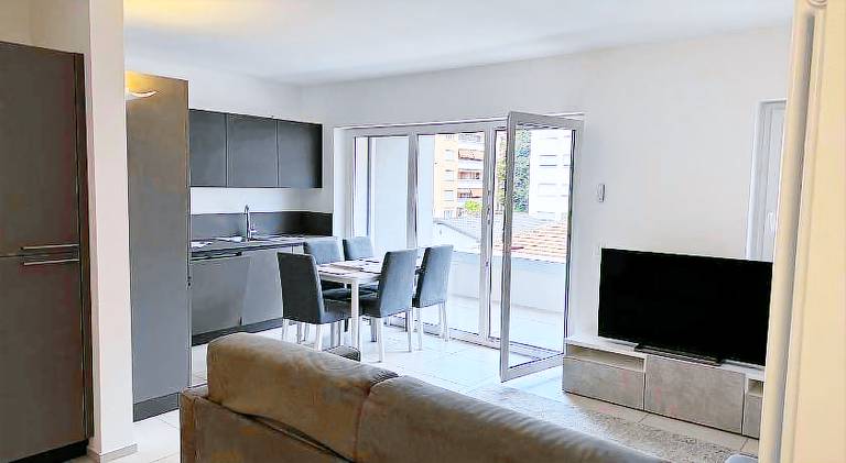 Rental apartment with 2 rooms for 7 persons — photo 2