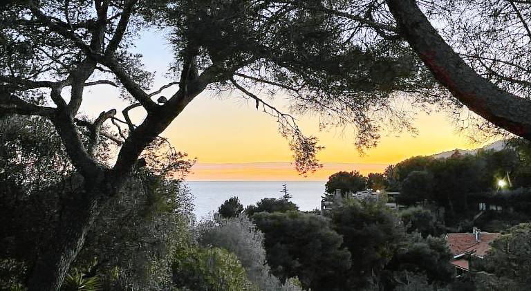 Villa | Next to the beach | Pets allowed in Laigueglia