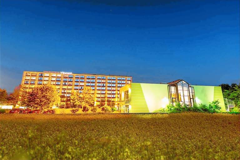 Dorint Main Taunus Zentrum Frankfurt-Sulzbach Hotel — photo 4