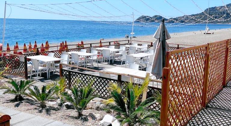 Maniel Beach Hotel — photo 5
