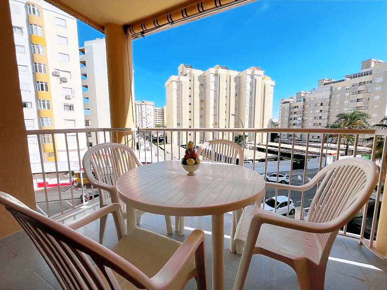 Lovely apartment with patio, pool & garden | City view | Close to the beach | Pet-friendly — photo 2