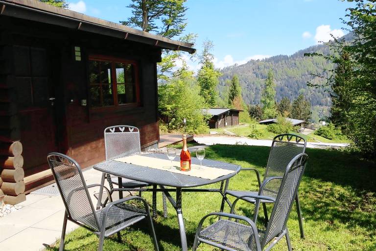 Chalet with garden, terrace & grill | Nature view — photo 5