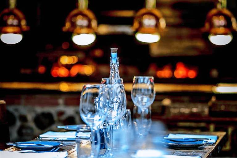 NoTwenty9 Bar and Restaurant