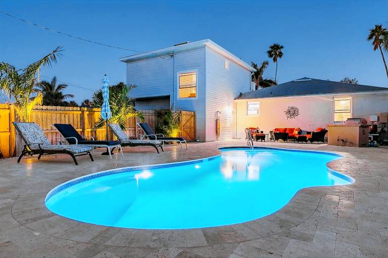House Saint Pete Beach