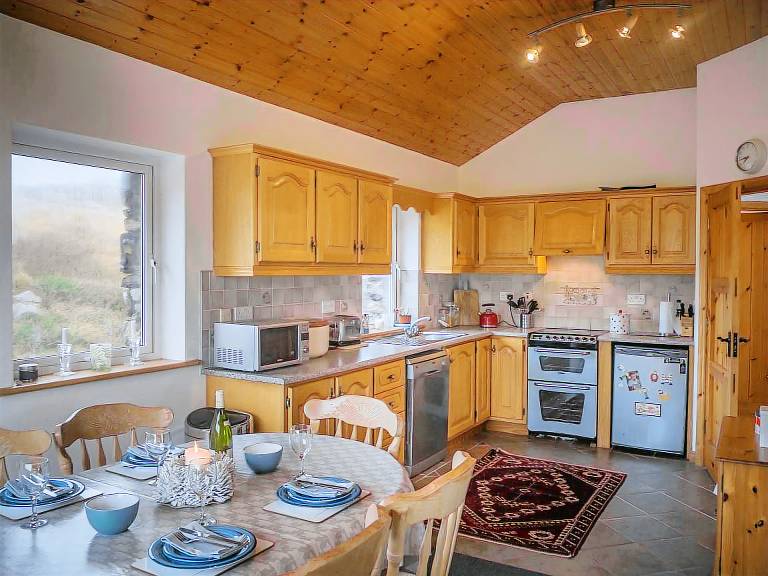 House with 3 rooms for 6 persons — photo 2