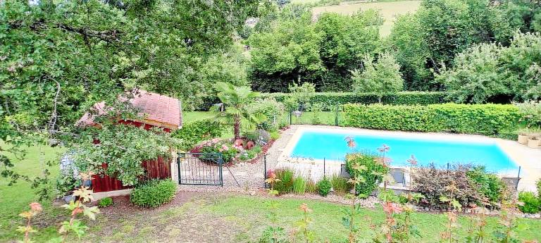Vacation home with private pool, garden & patio | Pool view — photo 4