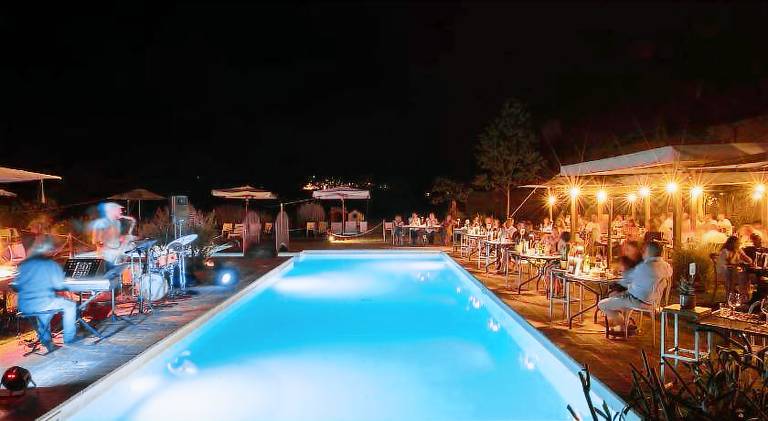 Serviced apartment with terrace, sauna & pool — photo 4