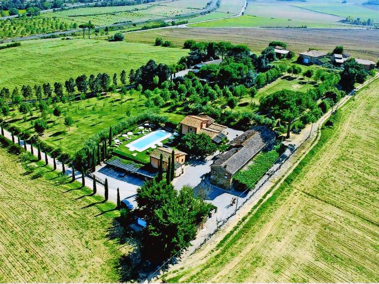 Wohnung in Castiglione Del Lago mit Garten, gemeinsamem Pool und Grill — photo 4