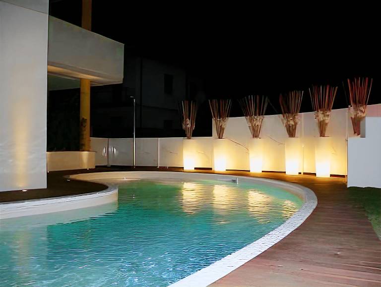 Pleasant serviced apartment with pool | Next to the beach | Pets are welcome — photo 2