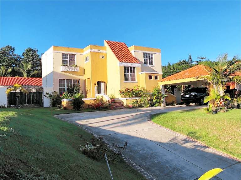 House  Fajardo