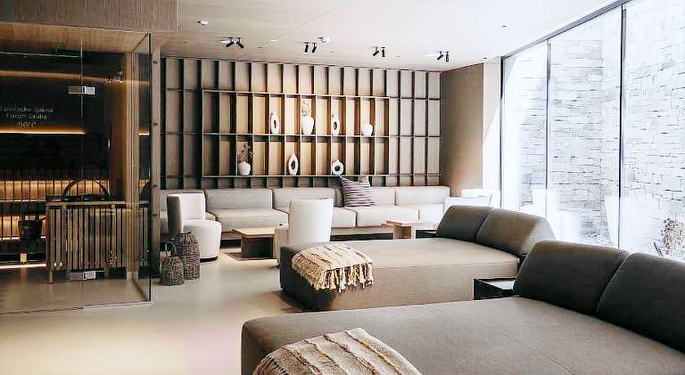 Wonderful serviced apartment with patio, pool & sauna | Ski nearby | Pet-friendly — photo 4
