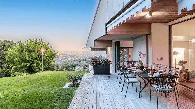 Family-friendly nice villa with barbeque, terrace & yard | Garden view | Pets are welcome — photo 3