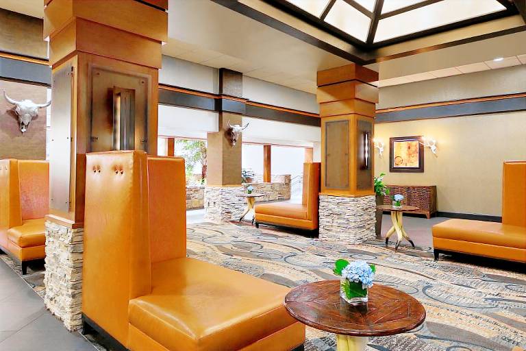 Embassy Suites by Hilton Oklahoma City Will Rogers Airport — photo 5