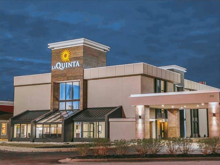 La Quinta Inn & Suites by Wyndham Festus - St. Louis South — photo 5