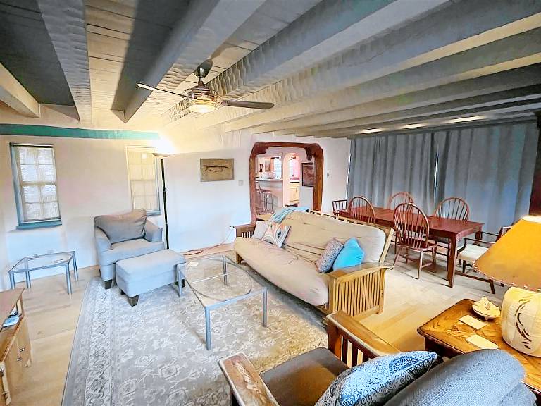 House Taos