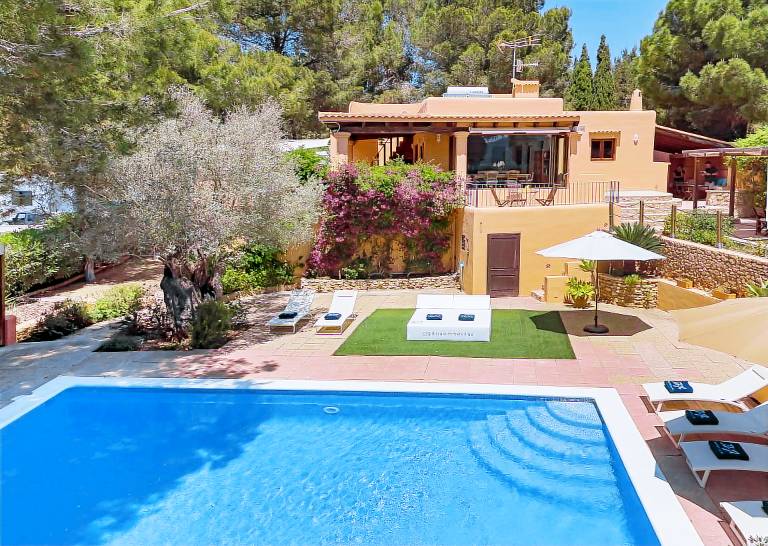 Villa in San Rafael Ibiza Sleeps 12