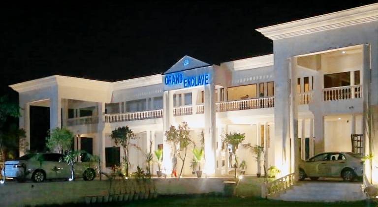 Hotel Grand Enclave Hotel