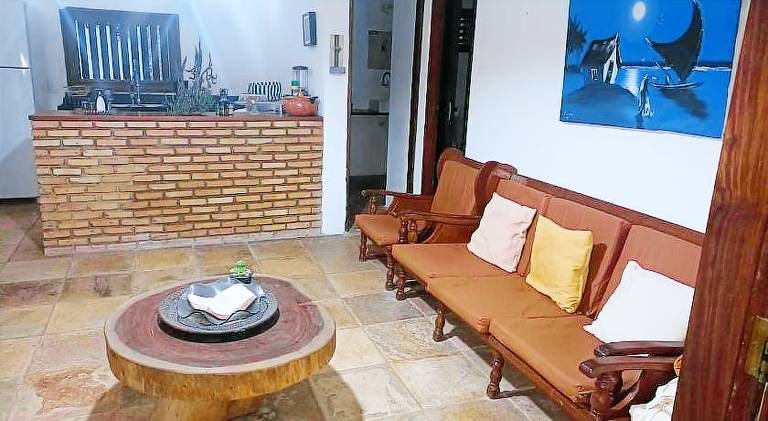 House with 1 room for 6 persons in Amontada