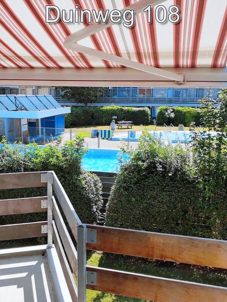 Apartment with pool — photo 2