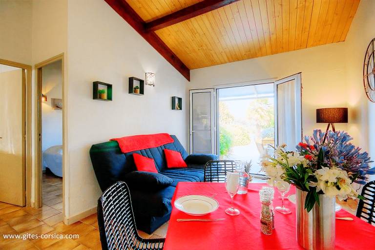 Beautiful gite with yard, terrace & barbecue | Mountain view | Pet-friendly — photo 4