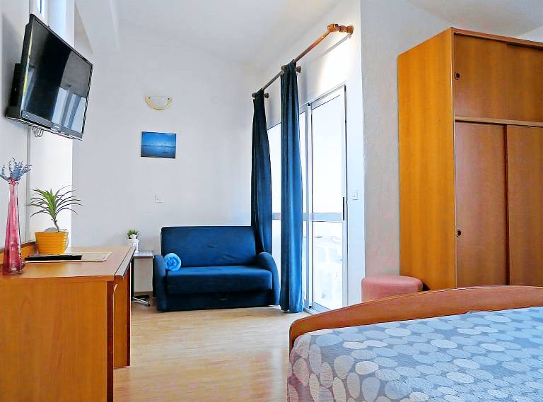 Apartament typu studio Drvenik