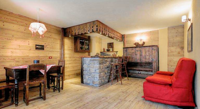 Serviced apartment with terrace & yard — photo 3