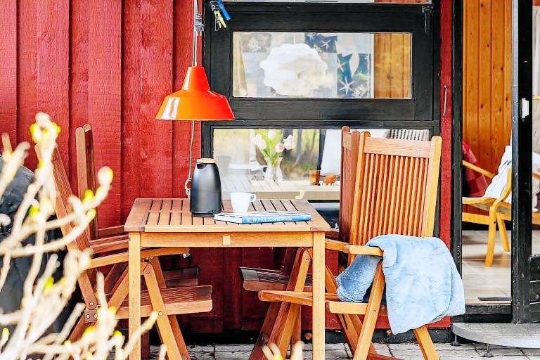 Vacation home with terrace & grill — photo 4