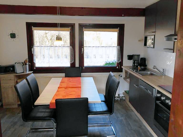 House with patio, barbeque & garden | Pets allowed — photo 4