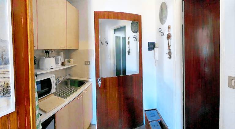 Apartment with 1 room for 3 persons — photo 5