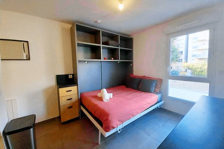 Studio flat  Oullins