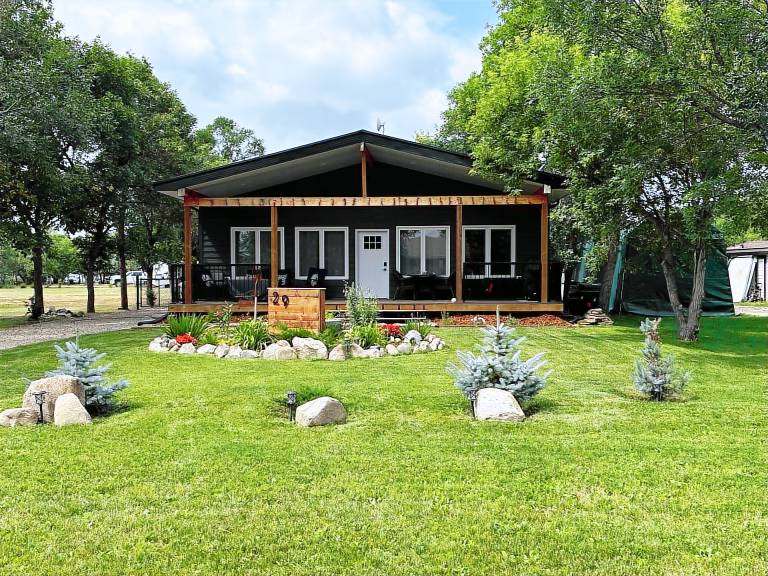 Cabin  Alice Beach