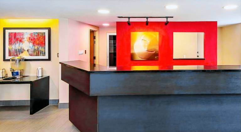 Comfort Inn — photo 3