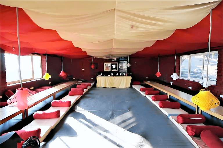 Beautiful tent with garden & barbeque | Pets allowed — photo 2