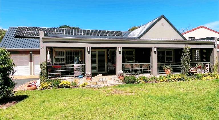 555 m&sup2; Ferienhaus