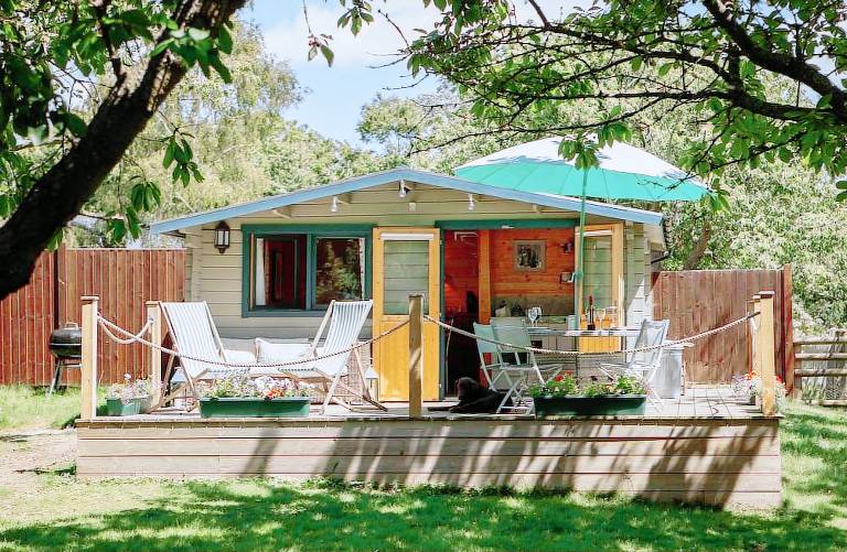 Cabin  Teynham