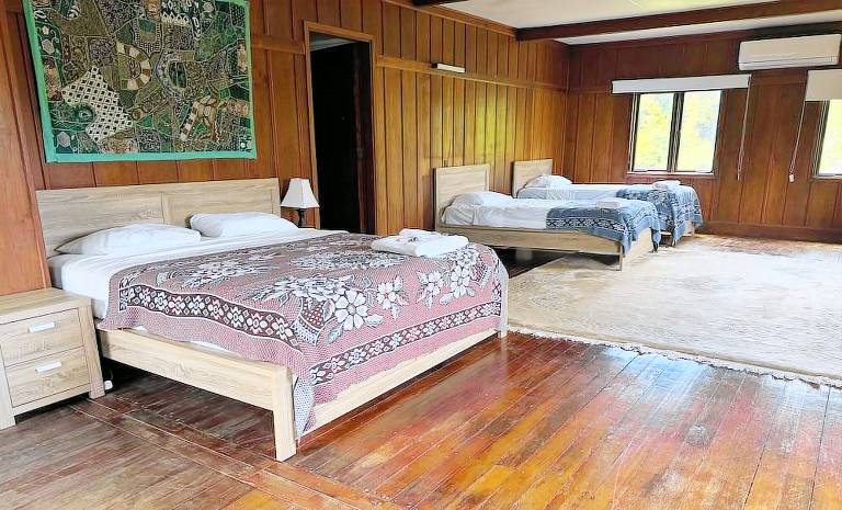 Accommodation Home Island